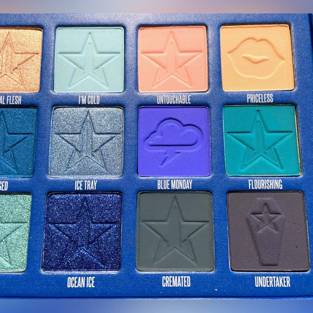 JEFFREE STAR Cosmetics BLUE BLOOD Eyeshadow Palette Makeup NEW IN BOX CASE